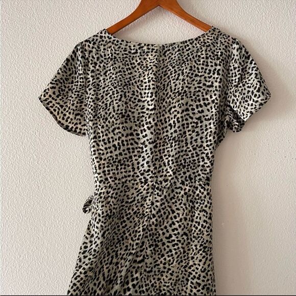 Cupcakes & cashmere leopard print wrap dress M - Picture 6 of 11